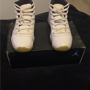 Jordan retro 11 legend blue